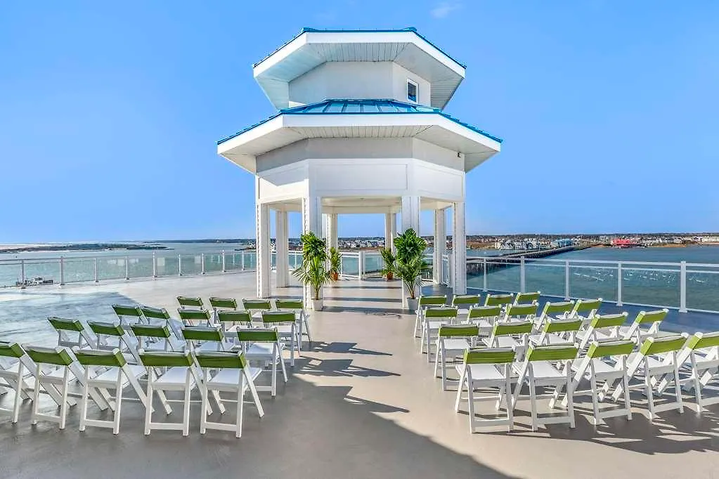 Cambria Hotel Ocean City - Bayfront 3*,