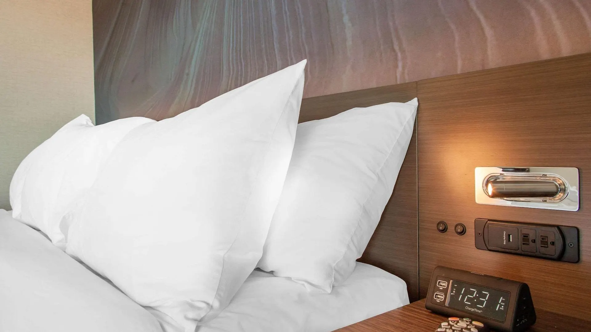 Cambria Hotel Ocean City - Bayfront