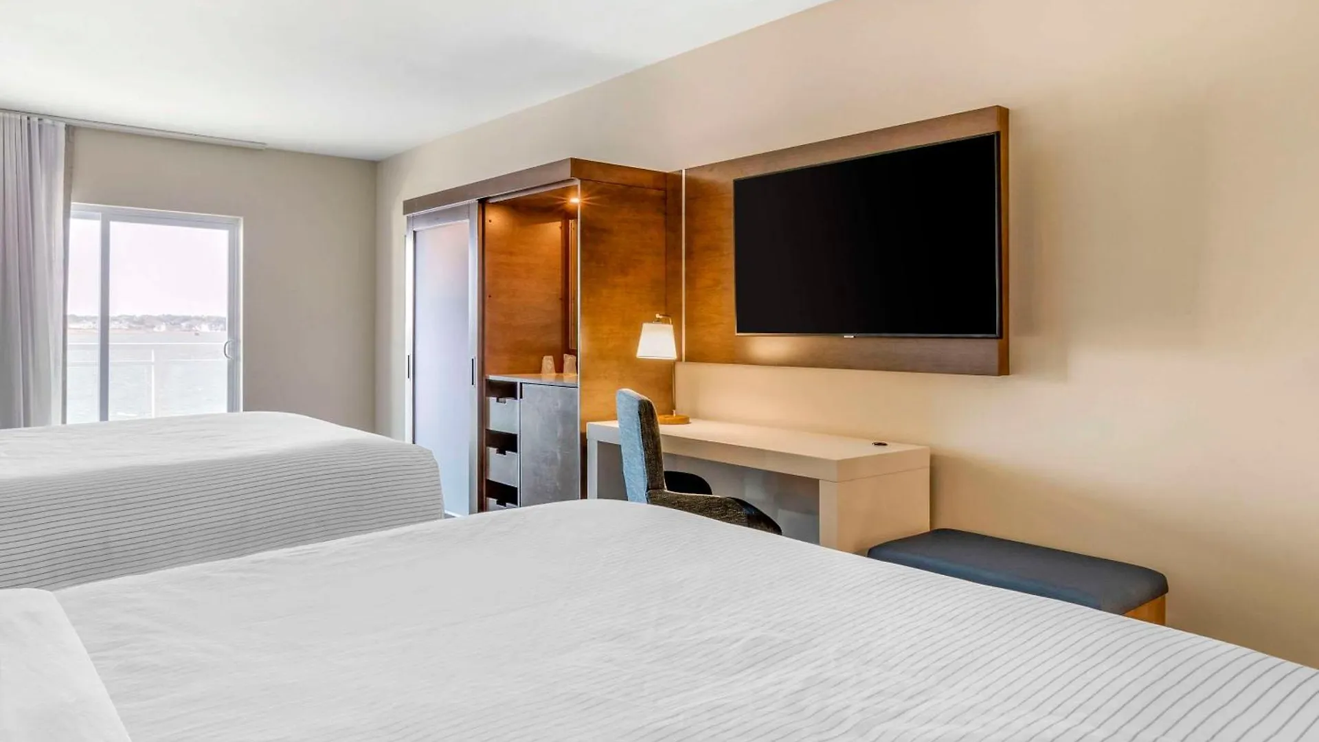 Cambria Hotel Ocean City - Bayfront 3*,  Estados Unidos da América